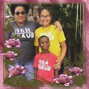 Meet your Posher, Priscilla